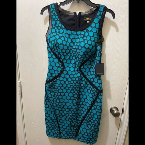 LOTUS Threads bodycon Dress NWT - Picture 1 of 9